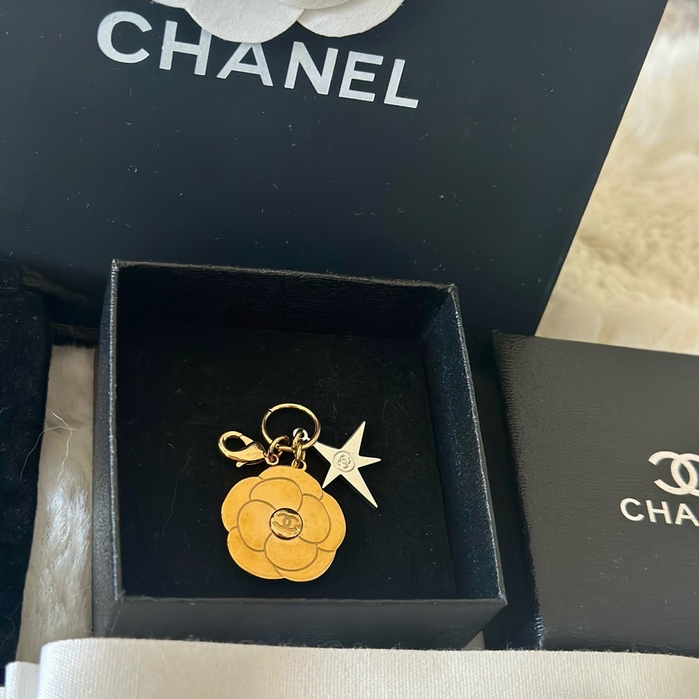 Brand New Chanel Gold Flower and Star Charm with Box, Jewelry Bag, Shopping Bag
